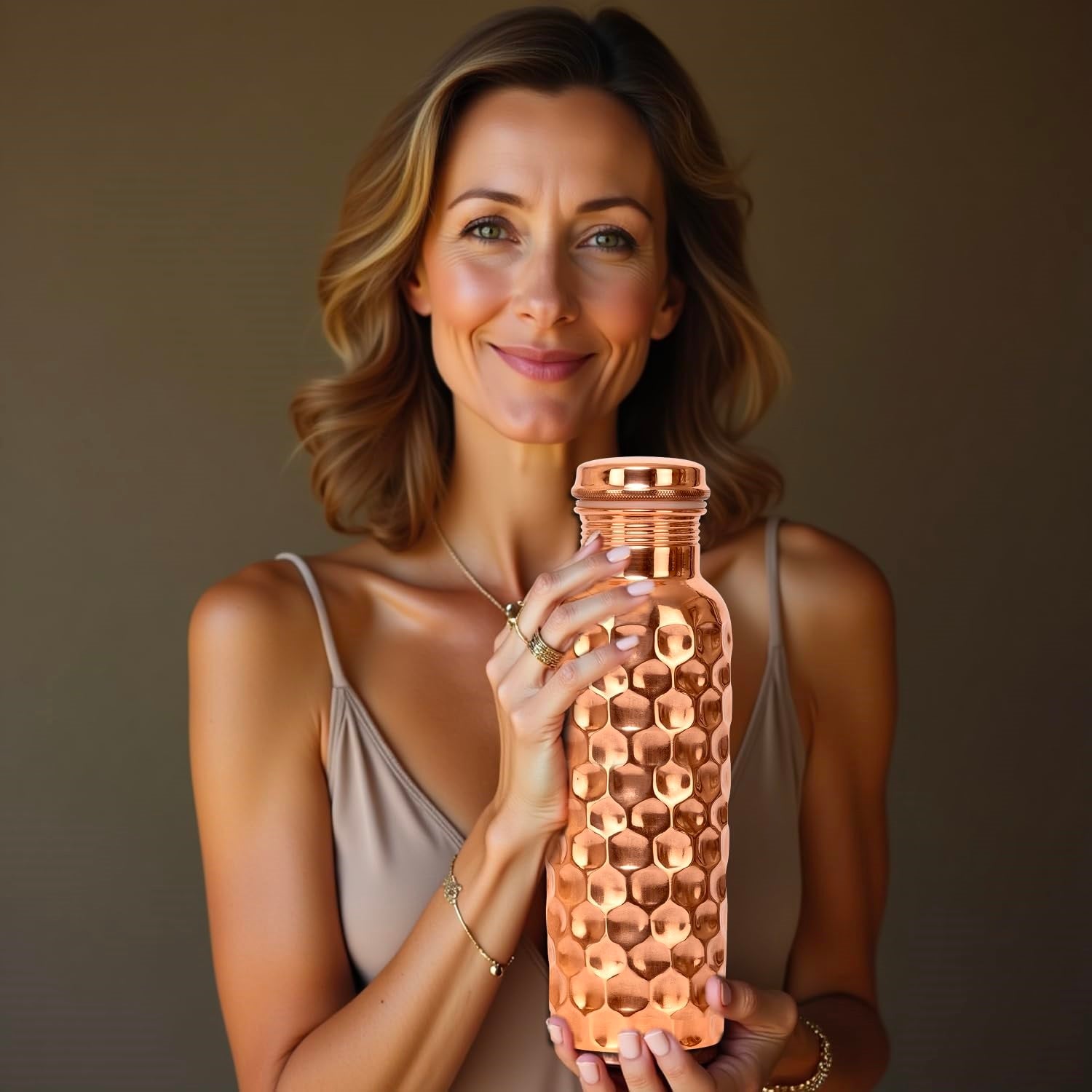 MAGGOT Copper Bottle (950ml): 100% Pure BPA-Free Water Bottle | Copper-Infused Water | Leak Proof | Office Use | Boosts Immunity